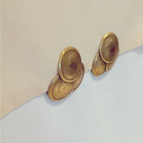 Clip on “Cluster of Coins” - Picture 5 of 16